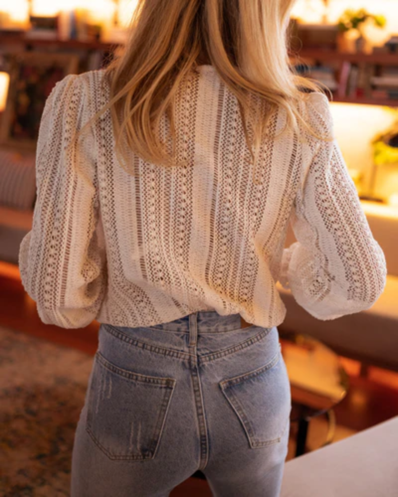 Zonnebeam - Gehaakte blouse