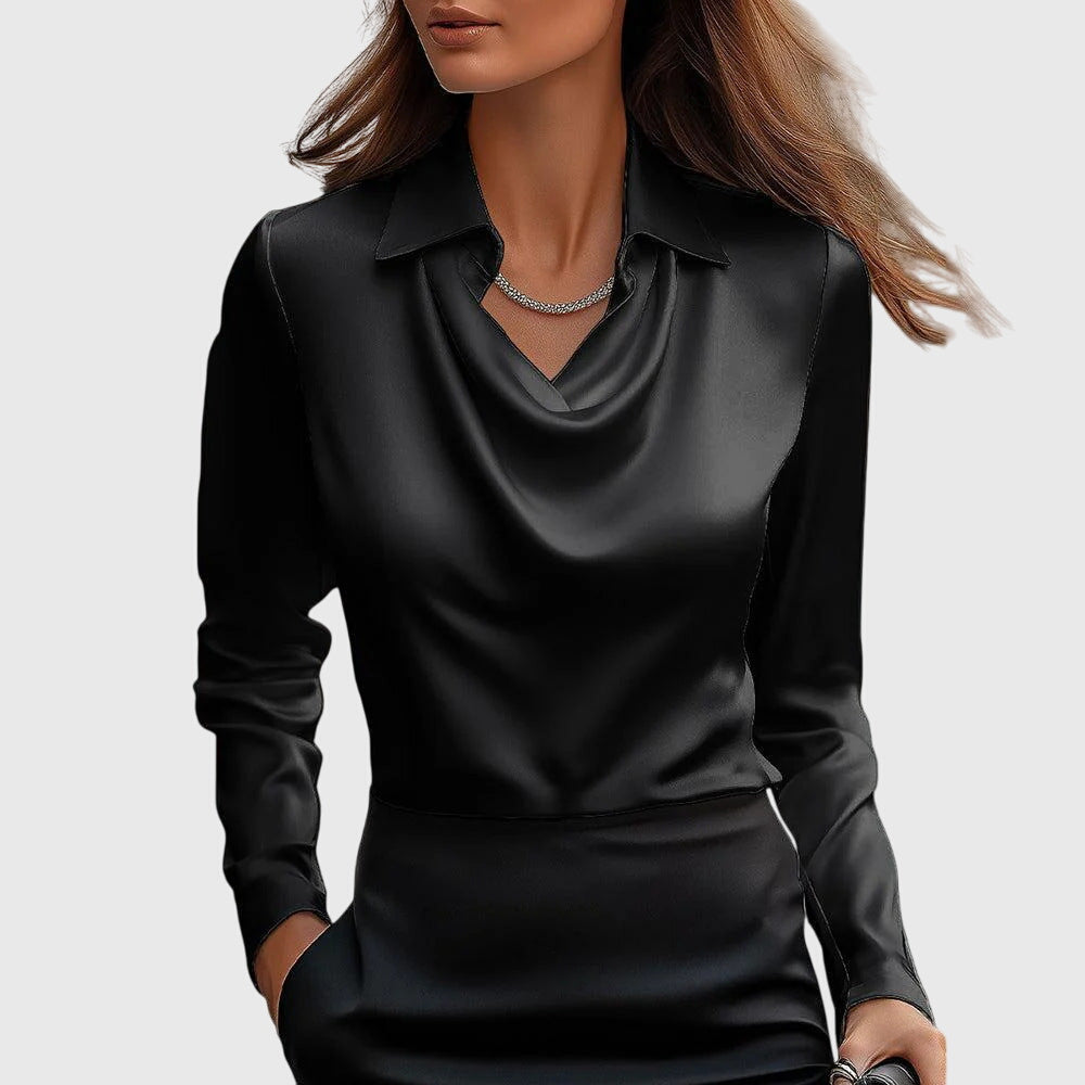 Sylvia | Satijnen Blouse met luxe glans en plooihals