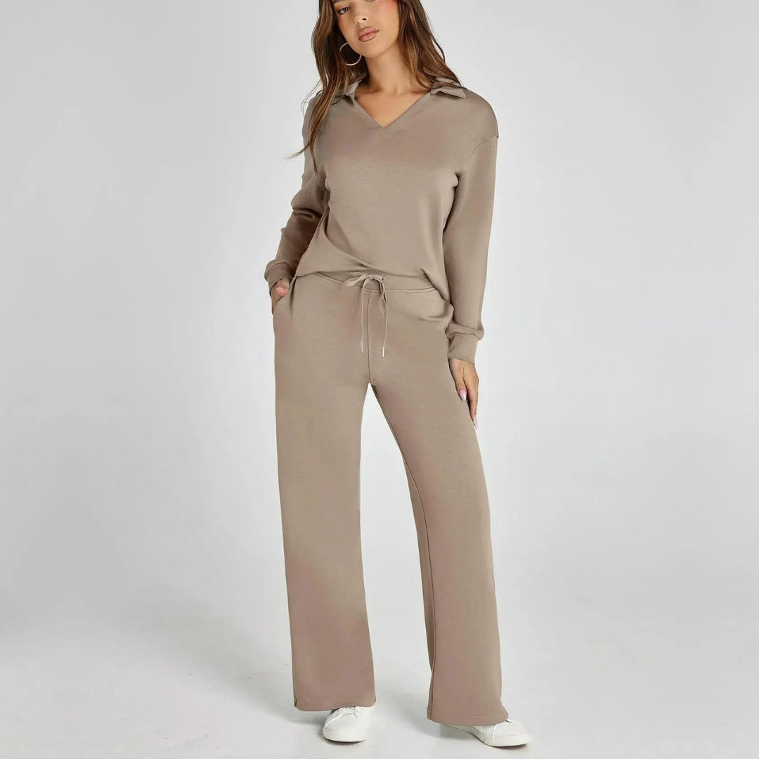 Puck | Luxe Loungewear Set met Comfy Broek en V-hals