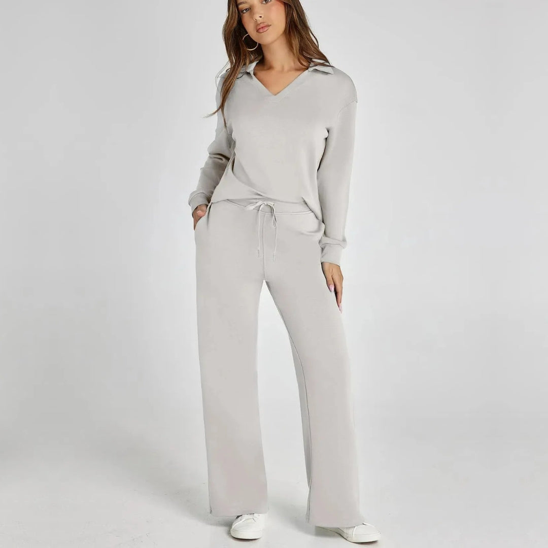 Puck | Luxe Loungewear Set met Comfy Broek en V-hals