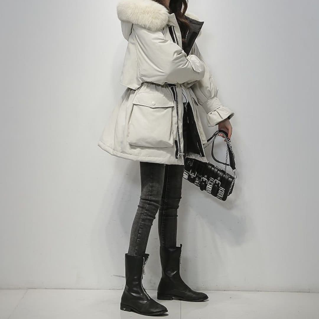 Evi Winter Parka – Damesparka met luxe bontkraag en elegante pasvorm